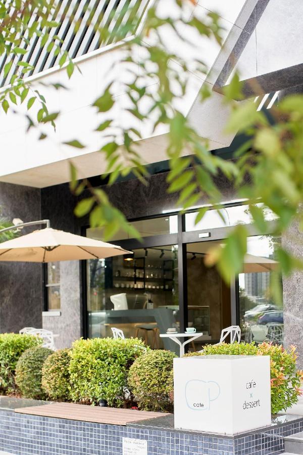 Cp Hotel Таоуан Екстериор снимка